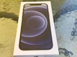 Apple iPhone 12 128GB Черен
