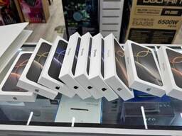 Apple iPhone 16 Pro Max (1TB, естествен титан)