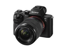 Безогледален фотоапарат Sony Alpha a7II с обектив FE 28-70mm f/3.5-5.6 OSS