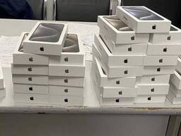 Чисто нов Apple iPhone 15 Pro Max (512GB, естествен титан)