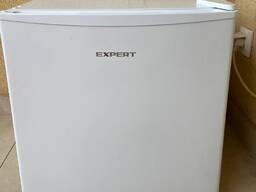 Хладилник Expert