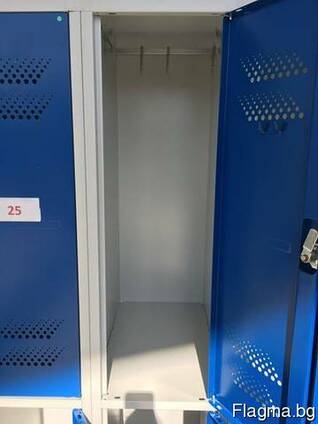 Метален гардероб-шкаф