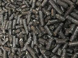 Гранулирани пелети (от слънчогледова люспа) от производителя.