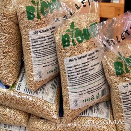 Premium Wood Pellets 6mm EN Plus A1 Class Pellet Abete in 15kg Bags Wood Pellets Price