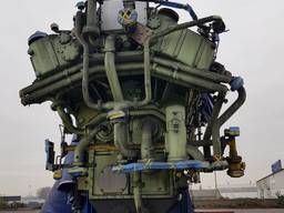 Продам корабельный двигатель фирмы МАН !
